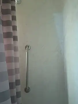 Tamiii420 online show from April 2026 01:56:01 PM