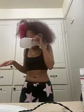 Tamiii420 online show from March 2026 05:02:01 PM