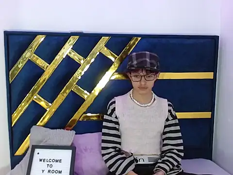 Snapshot of Angel_adrien chatting on January 2026 01:49:02 PM Angel adrien online show from January 2026 01:49:02 PM