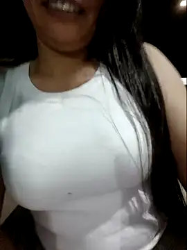 linhha23 online show from May 2026 12:43:01 PM