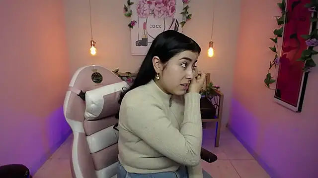 Snapshot of Adri_gomez_x chatting on July 2026 11:50:01 AM Adri gomez x online show from July 2026 11:50:01 AM
