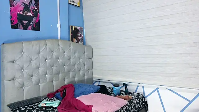 eimy hot19 online show from February 2026 02:36:01 PM