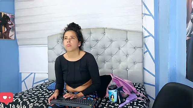 eimy hot19 online show from January 2026 02:02:01 PM