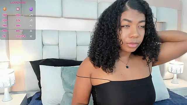 MiiaNoir online show from January 2026 12:19:02 PM