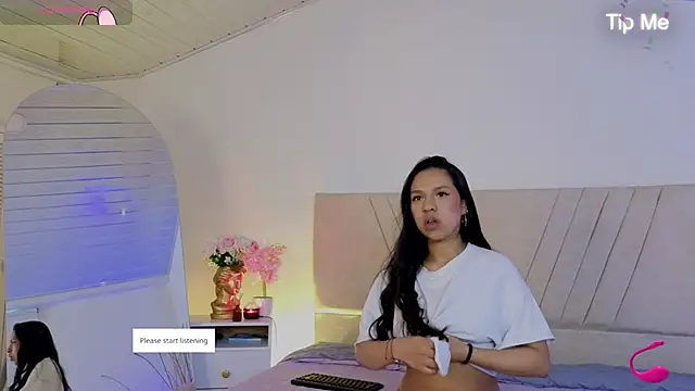 Snapshot of DulceRouss_ chatting on March 2026 11:53:02 AM DulceRouss online show from March 2026 11:53:02 AM