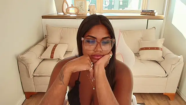 Paula Thomass online show from January 2026 07:53:01 PM