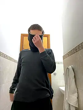 petiteyanel online show from January 2026 10:58:01 PM