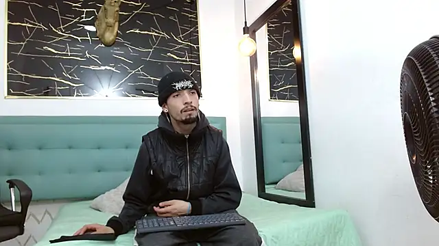 Juan-Jose69 online show from January 2026 03:43:01 AM