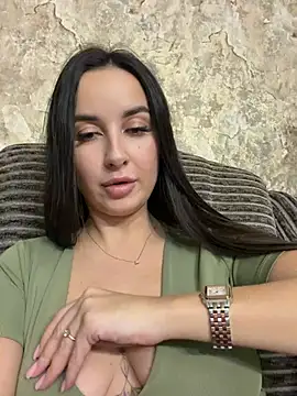 Mia ti online show from January 2026 11:44:01 PM