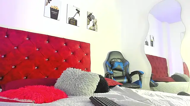 Liamsubtle01 online show from May 2026 11:19:01 AM