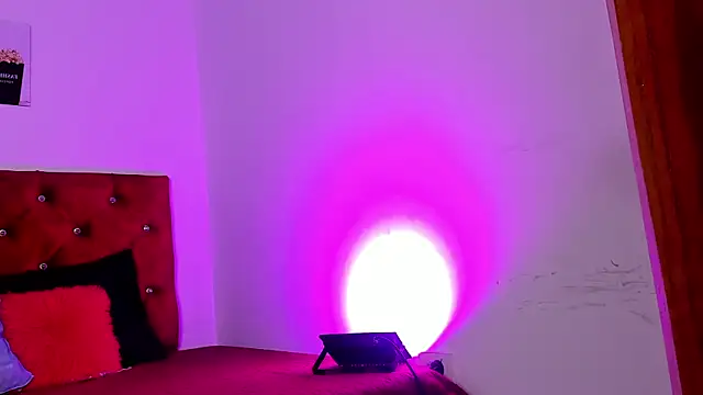 Liamsubtle01 online show from March 2026 11:01:02 AM