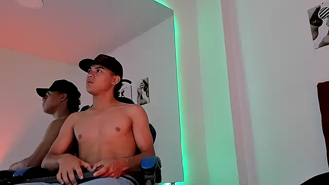 Liamsubtle01 online show from March 2026 11:16:01 AM