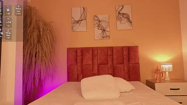 emmy danielss online show from May 2026 11:38:02 AM