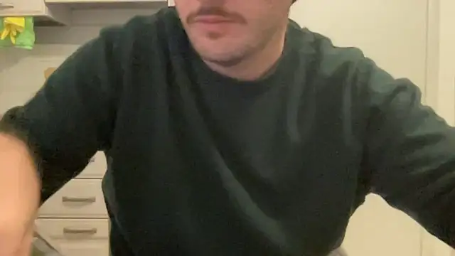 Al0neB0y01 online show from January 2026 06:12:01 PM