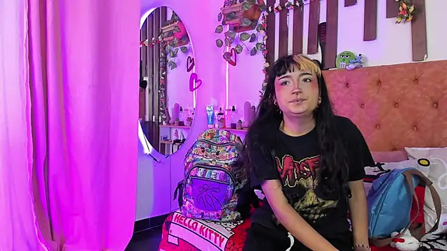 MeowMota  online show from April 2026 06:24:01 PM