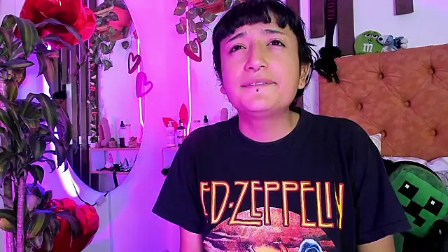 MeowMota  online show from March 2026 06:12:02 PM