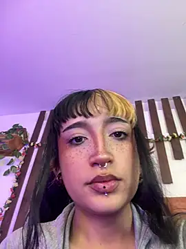 MeowMota  online show from April 2026 06:04:02 PM