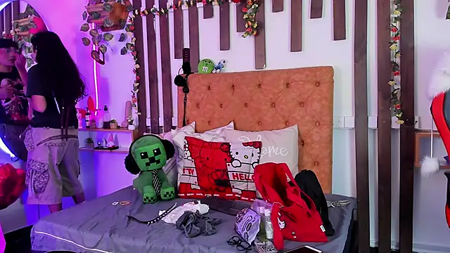 MeowMota  online show from March 2026 06:12:02 PM