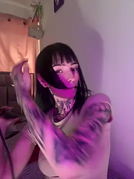 dulce-katt online show from February 2026 09:47:01 PM