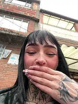 dulce-katt online show from February 2026 10:32:01 PM