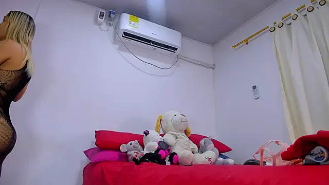 vennuss19 online show from April 2026 12:29:01 PM