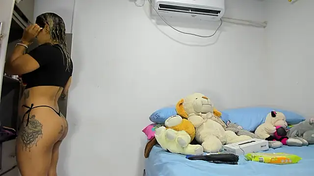 vennuss19 online show from March 2026 07:05:02 PM