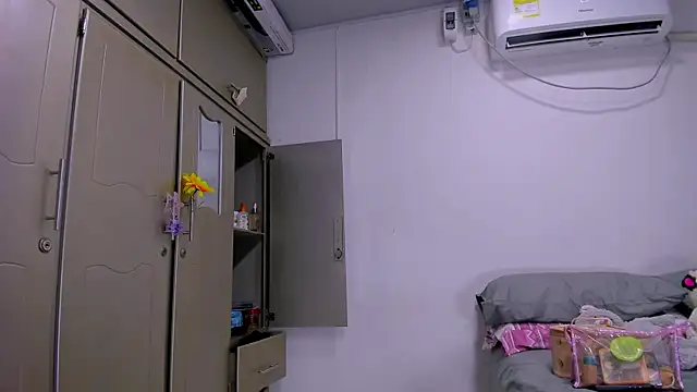 vennuss19 online show from March 2026 09:27:02 PM