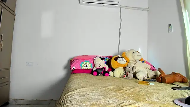 vennuss19 online show from February 2026 09:14:01 PM