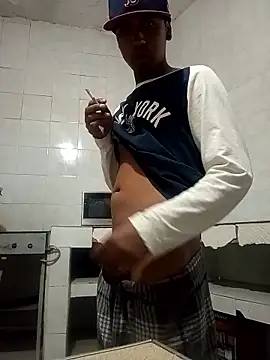 Snapshot of Axelymars chatting on January 2026 05:14:02 AM Axelymars online show from January 2026 05:14:02 AM