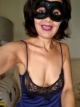 Snapshot of larizinha2026 chatting on February 2026 07:02:02 PM larizinha2026 online show from February 2026 07:02:02 PM