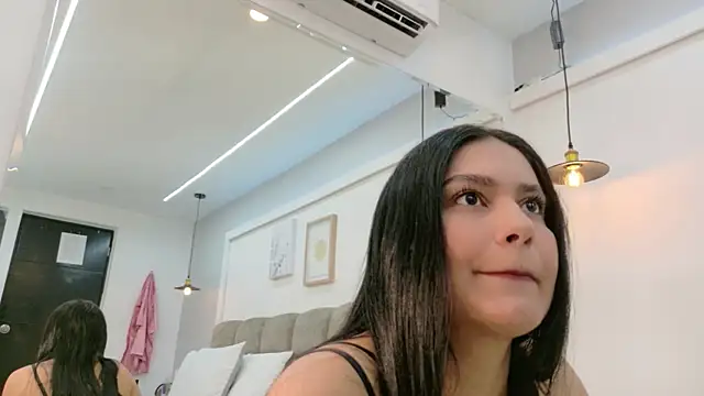 AlmaRose  online show from June 2026 01:12:01 PM