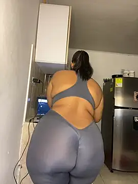 NataliaMillers online show from June 2026 03:05:02 AM