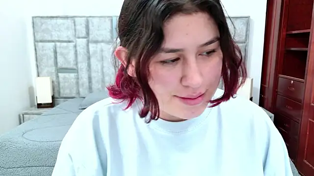 azul veraa online show from February 2026 12:25:02 PM