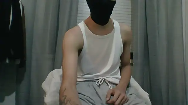 Lux Masked online show from March 2026 01:04:01 PM