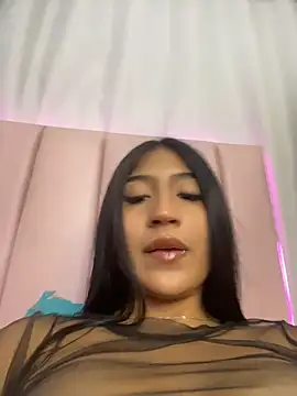 Snapshot of carina_lopez707rs chatting on June 2026 12:47:02 PM carina lopez707rs online show from June 2026 12:47:02 PM