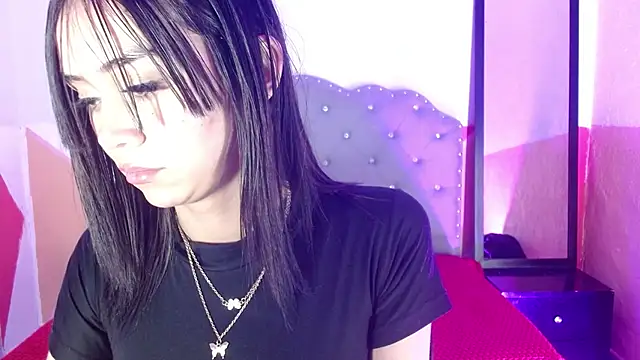 Snapshot of sofiaspring chatting on June 2026 05:19:01 PM sofiaspring online show from June 2026 05:19:01 PM