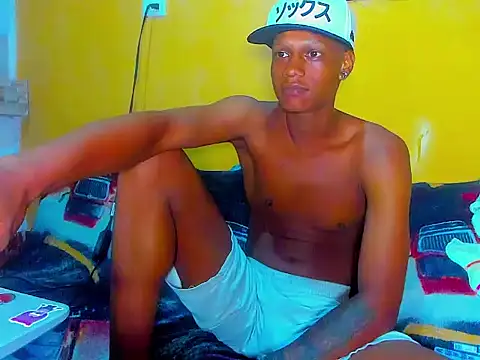 aunstin mohamme online show from April 2026 11:43:02 PM