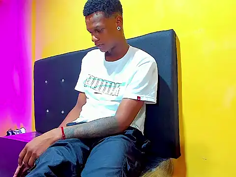 aunstin mohamme online show from January 2026 05:01:01 AM