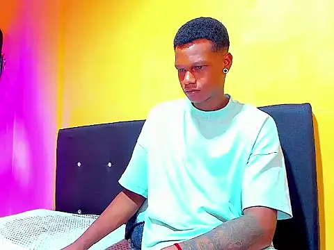 aunstin mohamme online show from January 2026 08:03:01 PM