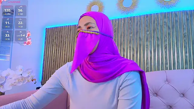 Snapshot of Rashid_Farah111 chatting on April 2026 09:35:01 AM Rashid Farah111 online show from April 2026 09:35:01 AM