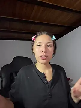 Kitty20205 online show from April 2026 01:21:01 AM