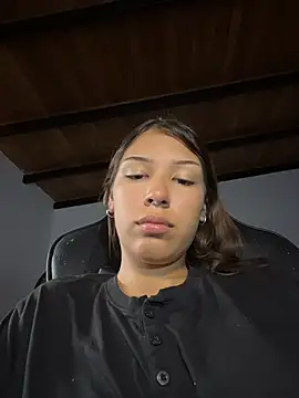 Kitty20205 online show from July 2026 07:36:01 PM