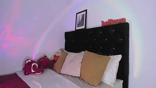 zoe siren online show from May 2026 07:29:05 AM