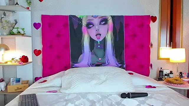 mia ellieth online show from February 2026 01:44:02 PM