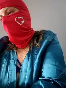 Snapshot of Divana2000 chatting on February 2026 07:40:02 AM Divana2000 online show from February 2026 07:40:02 AM