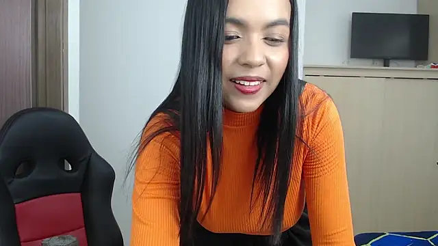 manuela99x online show from April 2026 07:07:02 PM