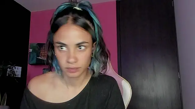 azula lillet online show from February 2026 11:02:01 PM