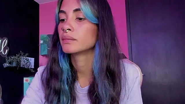 azula lillet online show from March 2026 08:49:02 PM