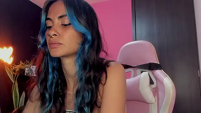 azula lillet online show from February 2026 11:38:02 PM