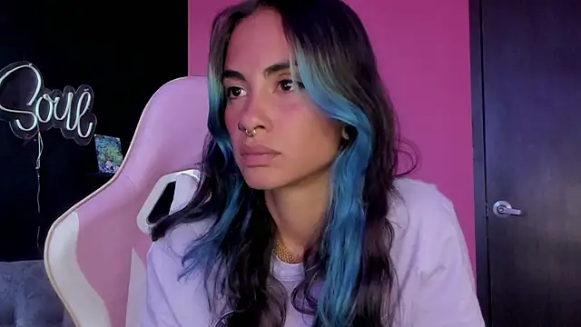 azula lillet online show from April 2026 07:48:02 PM